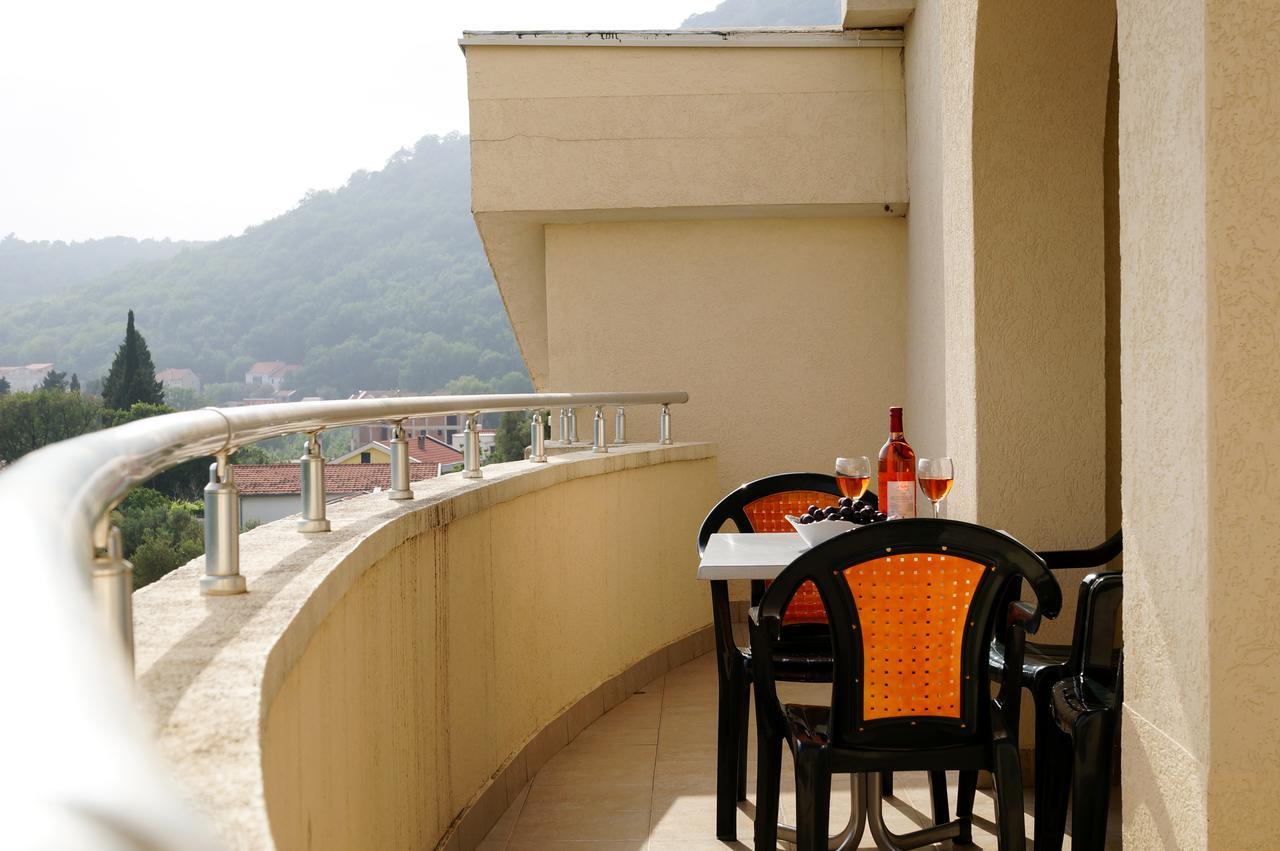 Apart Hotel Forte Roses Montenegro KO Buljarica Petrovac na moru Exterior foto